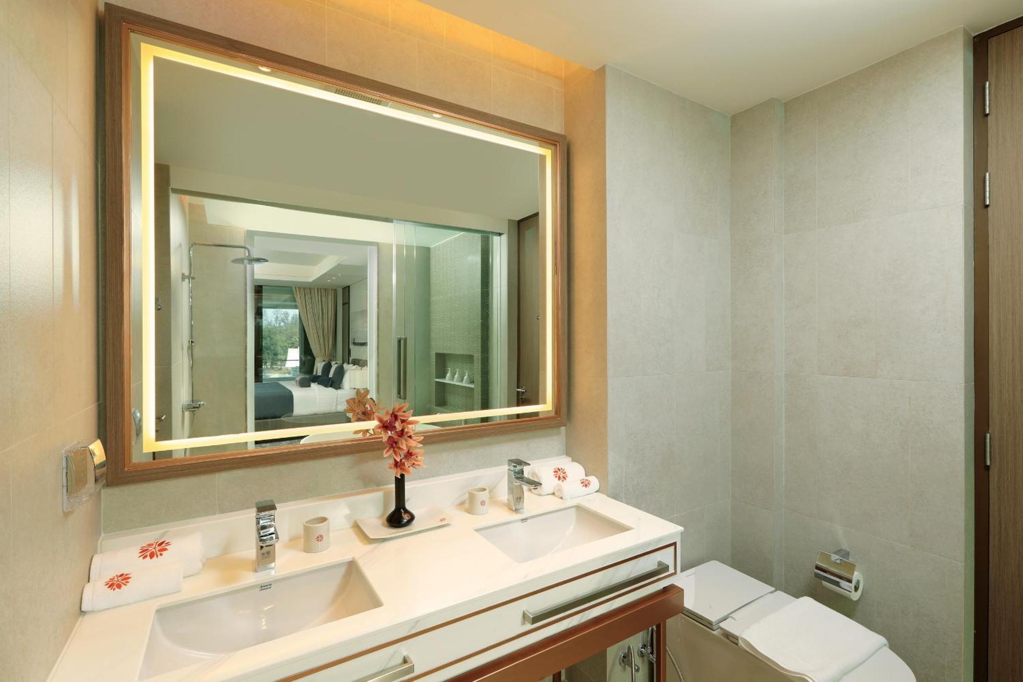 Angsana Oceanview Residence Bang Tao Beach  Extérieur photo